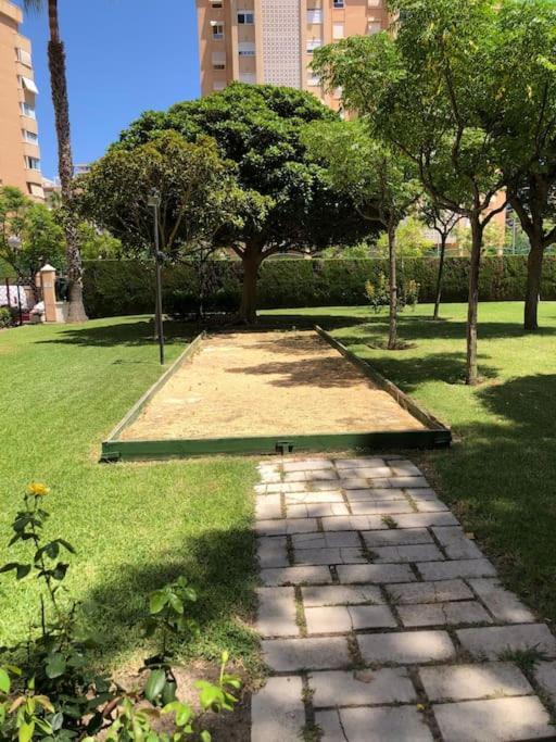 Precioso Apartamento En Urbanizacion Junto Al Mar. Alicante Exterior foto