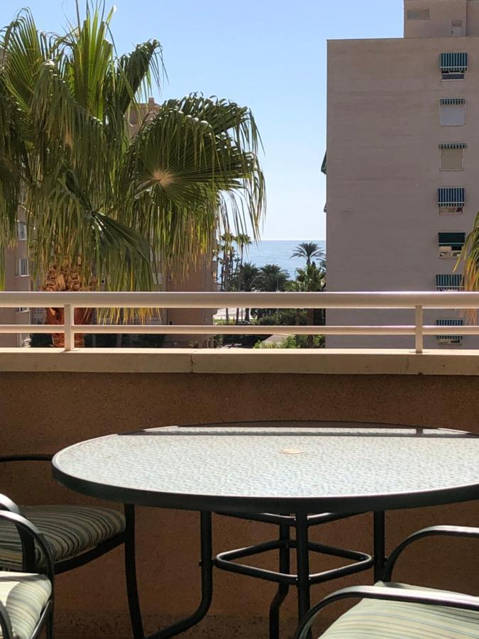 Precioso Apartamento En Urbanizacion Junto Al Mar. Alicante Exterior foto