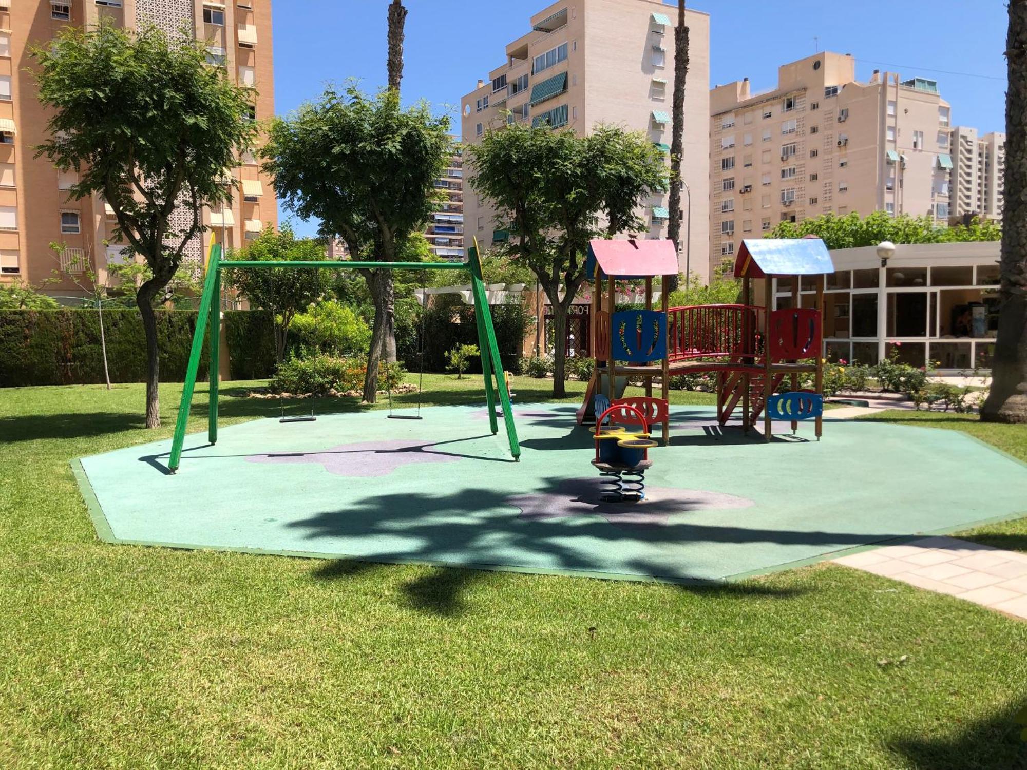 Precioso Apartamento En Urbanizacion Junto Al Mar. Alicante Exterior foto
